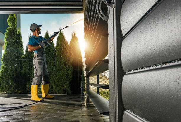 Best Fence Cleaning  in Nth Bend, OR